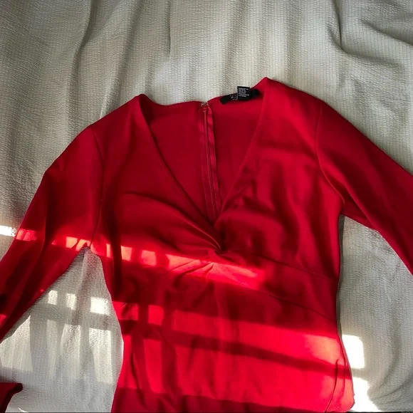 Twist Front Red Cocktail Dress - Picture 3 of 6